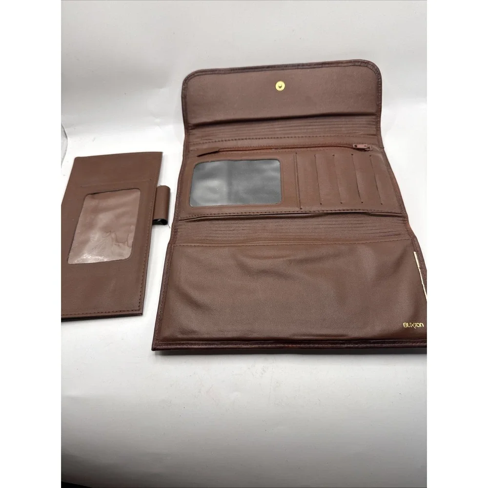 Buxton Vintage Top Grain Cowhide Credit Card Wallet With Embossed Emblem